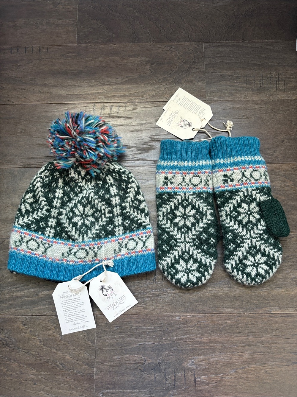 French Knot Handcrafted Wool Pom Pom Beanie & Mittens set,Nordic,JOY snowflake